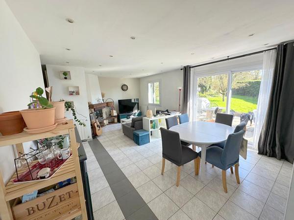 A VENDRE - Chaumont En Vexin Maison de PLAIN PIED - 108 m² - 4 chbres - garage - 1700 m² de terrain