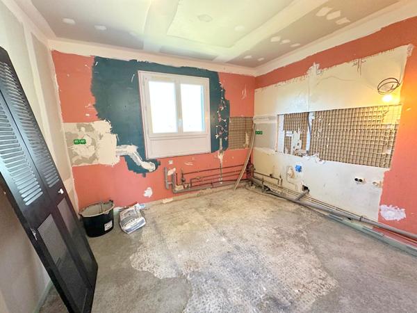 A VENDRE - Chaumont En Vexin Maison de PLAIN PIED - 108 m² - 4 chbres - garage - 1700 m² de terrain