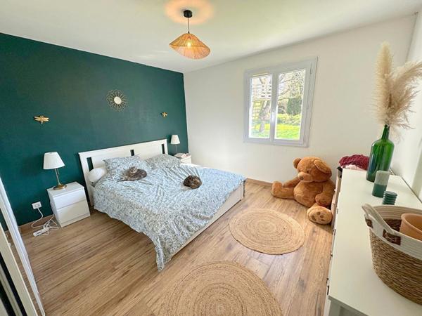 A VENDRE - Chaumont En Vexin Maison de PLAIN PIED - 108 m² - 4 chbres - garage - 1700 m² de terrain