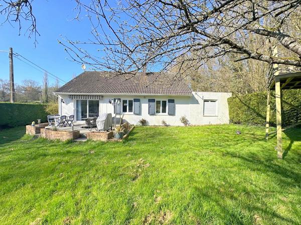 A VENDRE - Chaumont En Vexin Maison de PLAIN PIED - 108 m² - 4 chbres - garage - 1700 m² de terrain