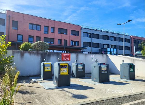 Studio avec parking privé