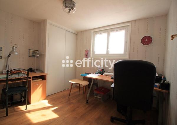 Maison 8 pièces - 135 m² Exclusivité efficity