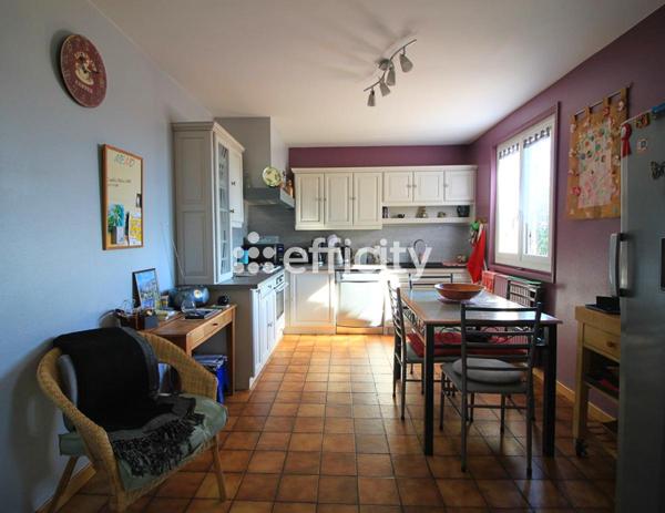 Maison 8 pièces - 135 m² Exclusivité efficity