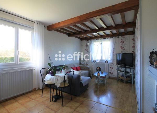 Maison 8 pièces - 135 m² Exclusivité efficity