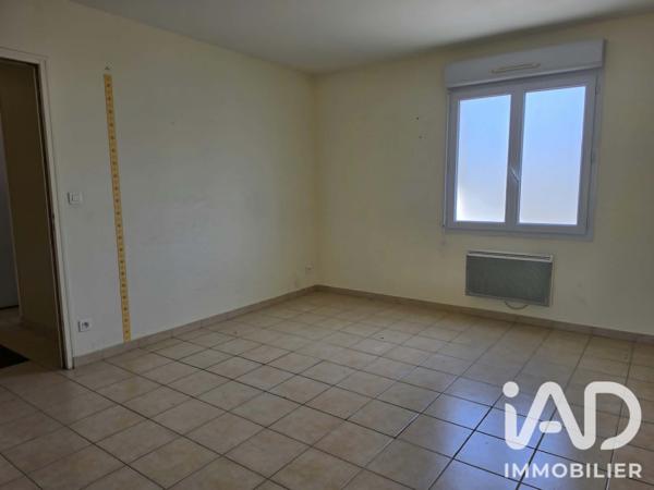 Location maison 1 pièce 20 m² Charmoy