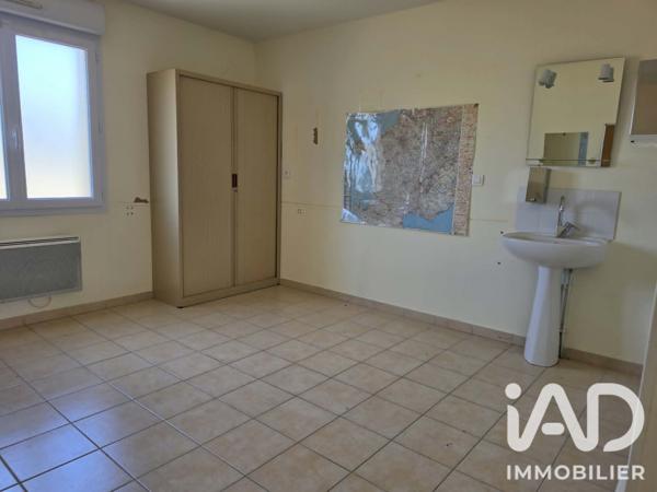 Location maison 1 pièce 20 m² Charmoy