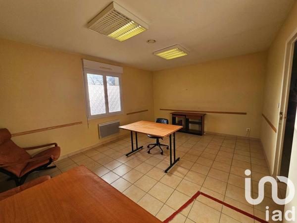 Location maison 1 pièce 20 m² Charmoy