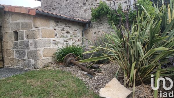 Maison à vendre 7 pièces 295 m² Doué-en-Anjou