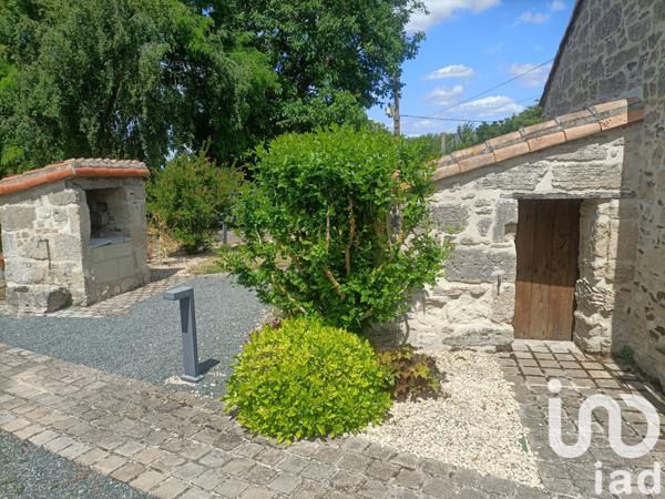 Maison à vendre 7 pièces 295 m² Doué-en-Anjou