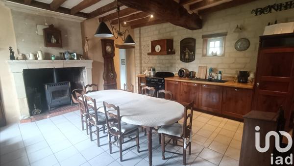 Maison à vendre 7 pièces 295 m² Doué-en-Anjou