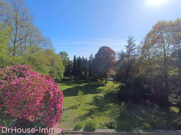 Château à vendre 23 pièces de 693 m²