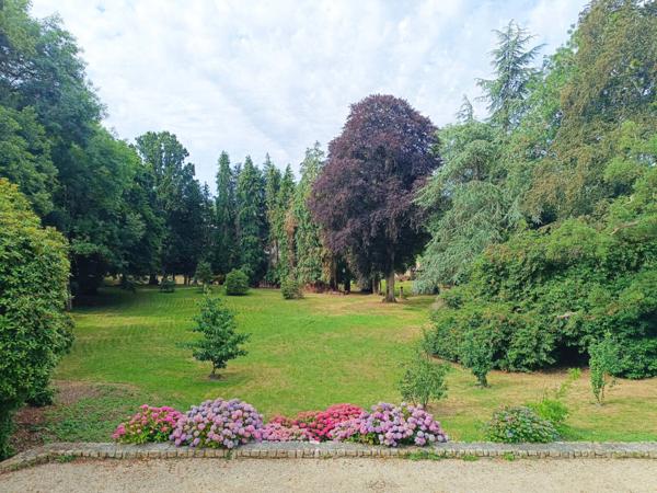 Château à vendre 23 pièces de 693 m²