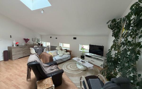 Appartement à louer    4 pièces •  Fains-Véel