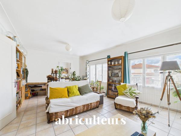Grand appartement-maison de 90 m2 en vente dans le centre bourg Pont st Martin (44860)