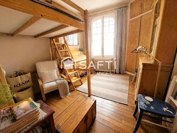 PARTICULIER TOURANGEAU PROCHE DES HALLES AVEC GARAGE ET ATELIER D'ARTS
