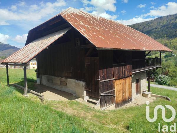 Grange 2 pièces de 180 m² à Marthod (73400)