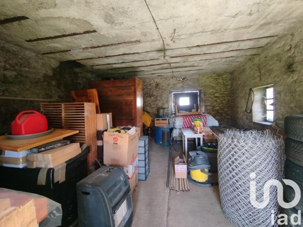 Grange 2 pièces de 180 m² à Marthod (73400)