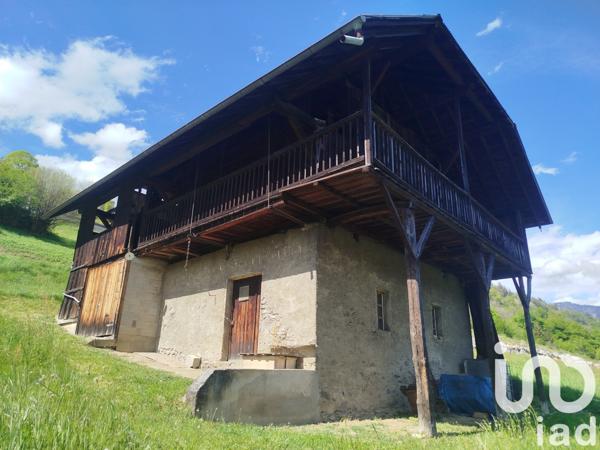 Grange 2 pièces de 180 m² à Marthod (73400)