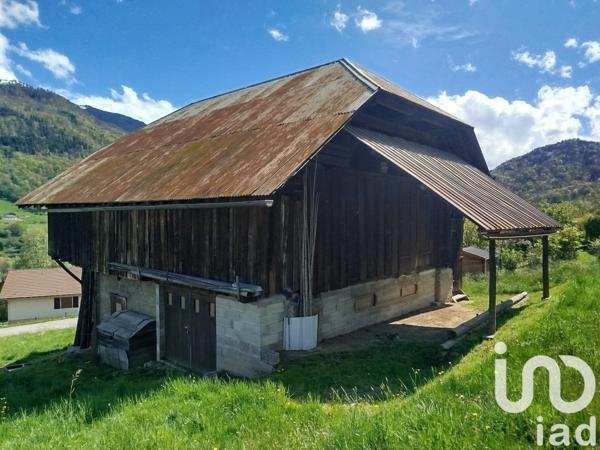 Grange 2 pièces de 180 m² à Marthod (73400)