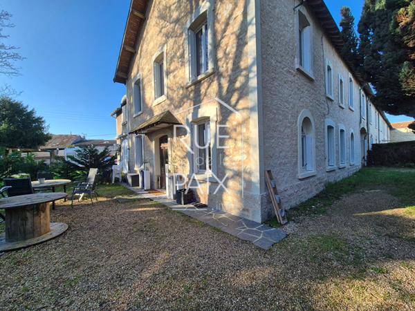 86200 LOUDUN Maison Loudun 8 pièce(s) 196 m2