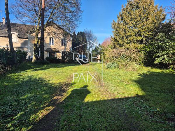 86200 LOUDUN Maison Loudun 8 pièce(s) 196 m2