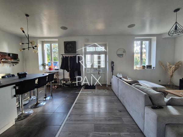 86200 LOUDUN Maison Loudun 8 pièce(s) 196 m2