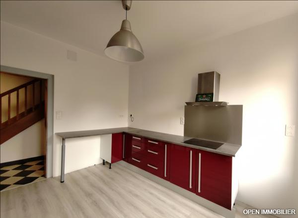 Saint-Laurent-sur-Gorre : Maison familiale de 176 m² avec local commercial