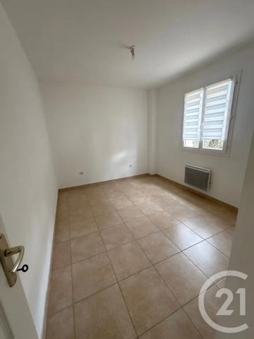 Maison à vendre  5 pièces - 90 m 2   BRIGNOLES  - 83