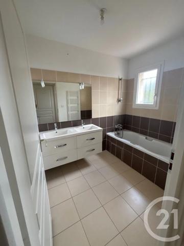 Maison à vendre  5 pièces - 90 m 2   BRIGNOLES  - 83