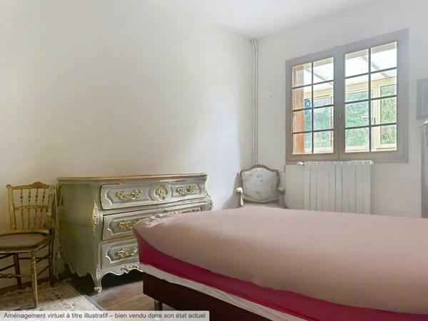 Vente                                                      Maison
                        
                     10 pièces                                         à Lalinde