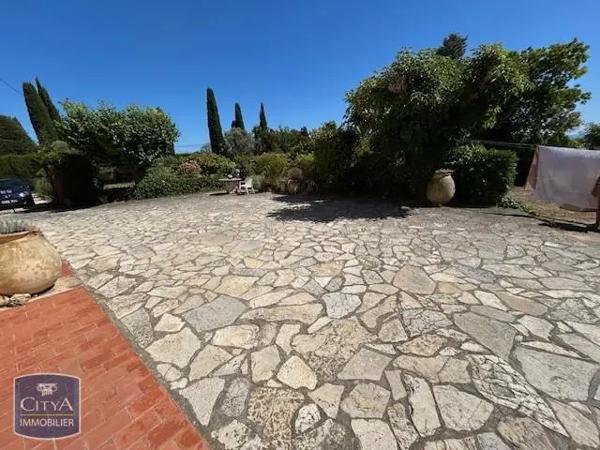 Appartement à louer 2 pièces 44.63m² Sanary-sur-Mer (83110)