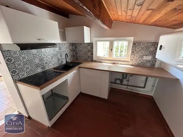 Appartement à louer 2 pièces 44.63m² Sanary-sur-Mer (83110)