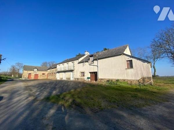 Maison à vendre - TINTENIAC ( ST BRIEUC DES IFFS) - Grande propriété située au calme comprenant...