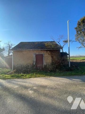 Maison à vendre - TINTENIAC ( ST BRIEUC DES IFFS) - Grande propriété située au calme comprenant...