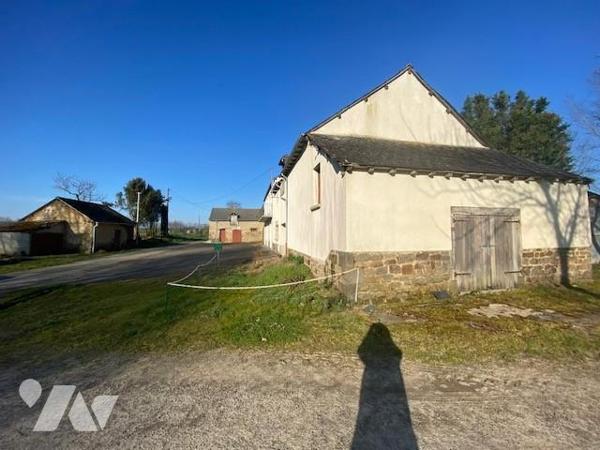 Maison à vendre - TINTENIAC ( ST BRIEUC DES IFFS) - Grande propriété située au calme comprenant...
