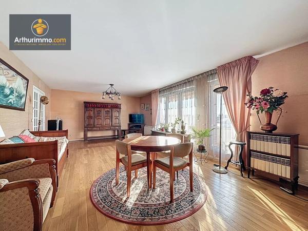 Vente                                                      Appartement
                        
                     4 pièces                      85 m2                     à Eaubonne
