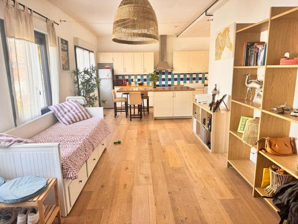 Vaste T2 à Saint Cyprien.