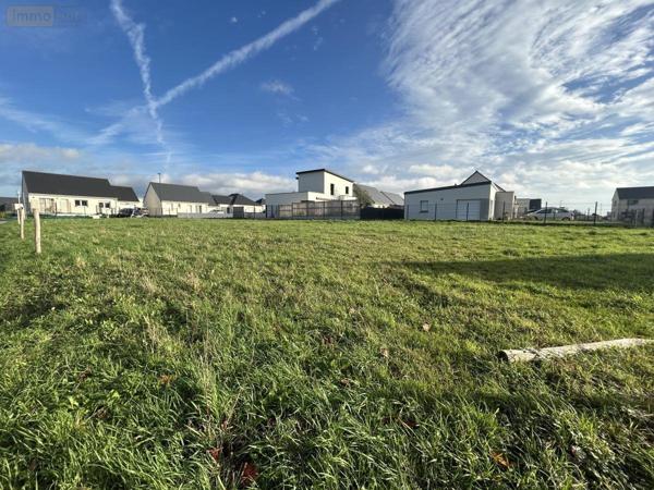 Terrain à Batir à vendre à Yffiniac dans les Côtes-d'Armor (22120), ref : 22007-760