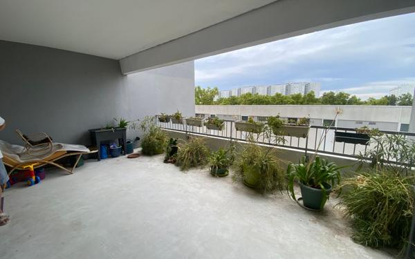 Appartement à vendre    3 pièces • 54 m2 Bordeaux