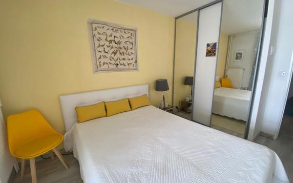 Appartement à vendre    3 pièces • 54 m2 Bordeaux