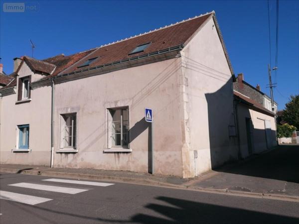 Maison à vendre à Descartes dans l'Indre-et-Loire (37160), ref : 082/355