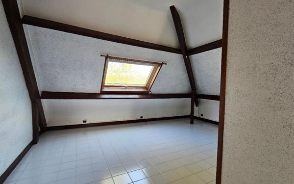 Maison à vendre    7 pièces •  Écos