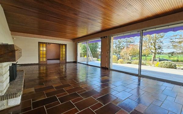 Maison à vendre    7 pièces •  Écos