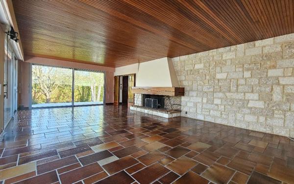 Maison à vendre    7 pièces •  Écos