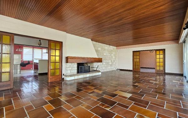 Maison à vendre    7 pièces •  Écos