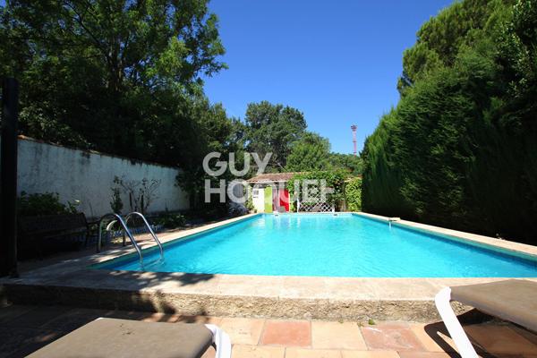 A vendre à Avignon Villa T4 , piscine et sa  dépendance T2