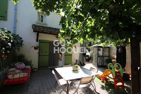 A vendre à Avignon Villa T4 , piscine et sa  dépendance T2