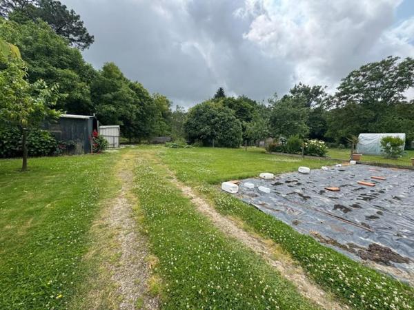 Terrain constructible 1290m² Questembert Gare