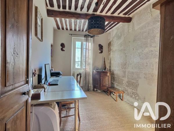 Maison à vendre 5 pièces 210 m² Saint-Andiol