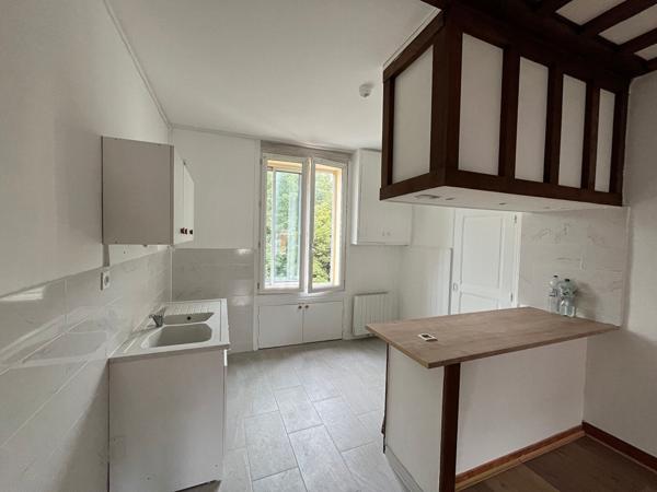 T3 REFAIT A NEUF + GARAGE à MONDEVILLE